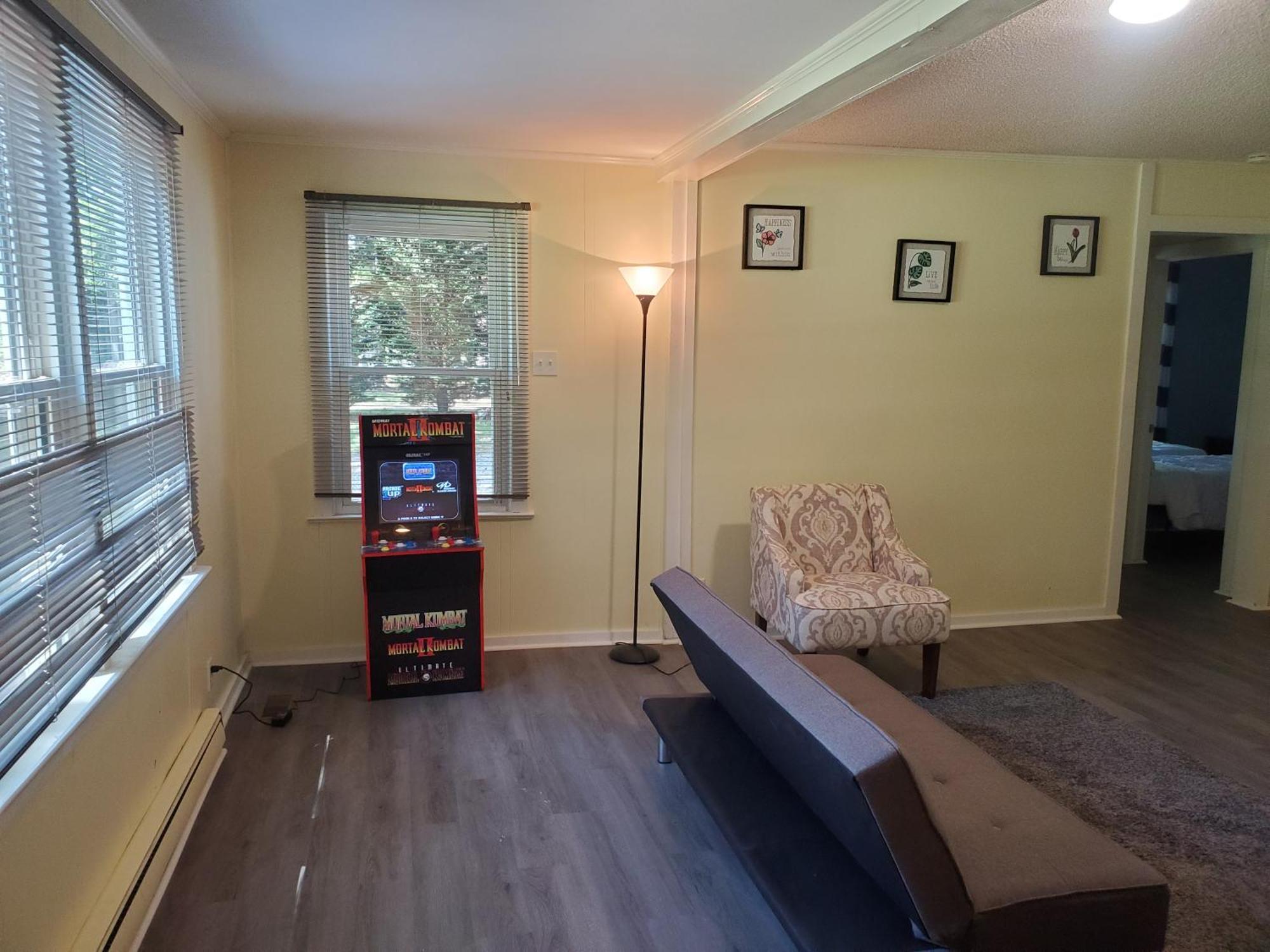 Private Single Level Standalone House Large Lot - 3 Bedrooms Charlotte Luaran gambar